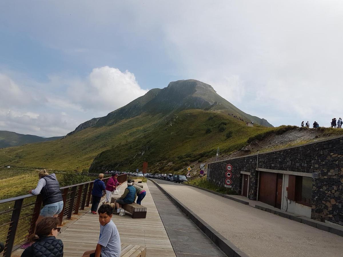 La Belle Auvergne Condat  Ngoại thất bức ảnh